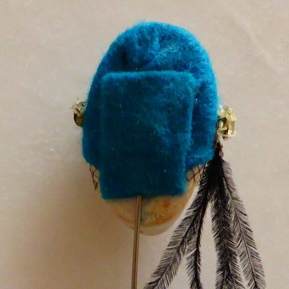 Beautiful Vintage Flapper Stick Pin Brooch 1970s Collectible, Handpainted French - Picture 5 of 6